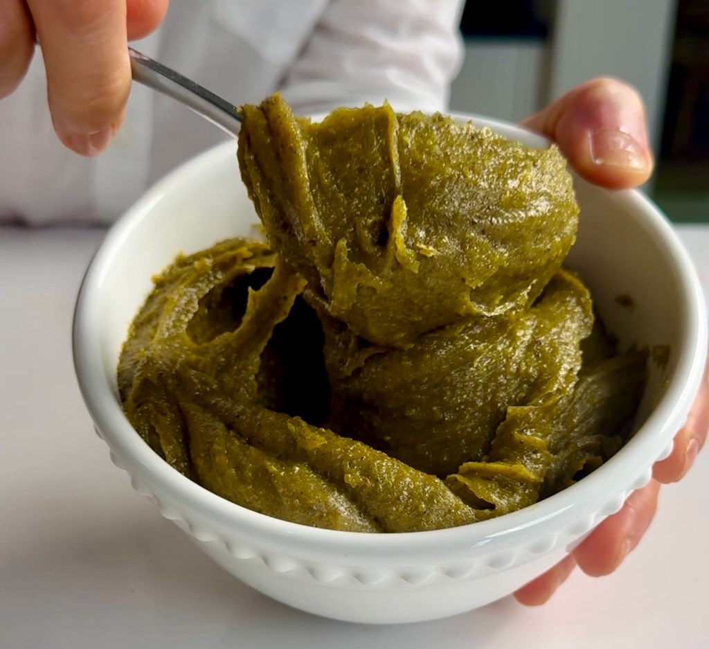 Creamy Pistachio Paste from&nbsp;Scratch